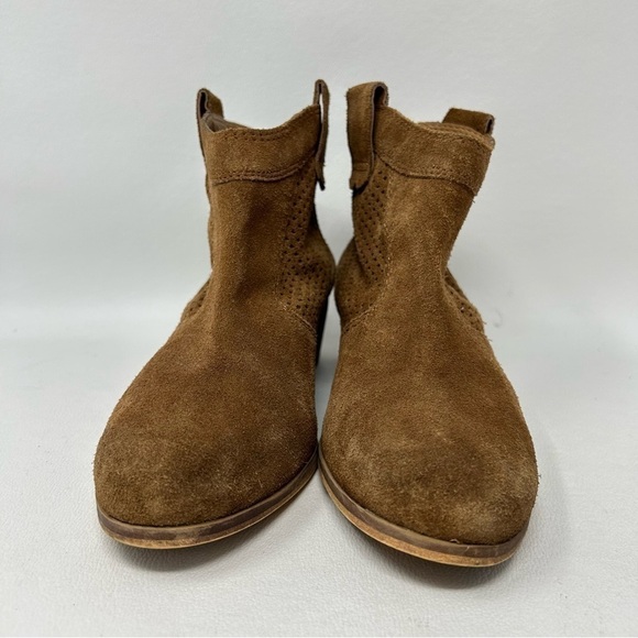 Susina Boots Sz 7 Brown Suede Perforated Ankle Zip Back Western Bootie - Picture 7 of 13